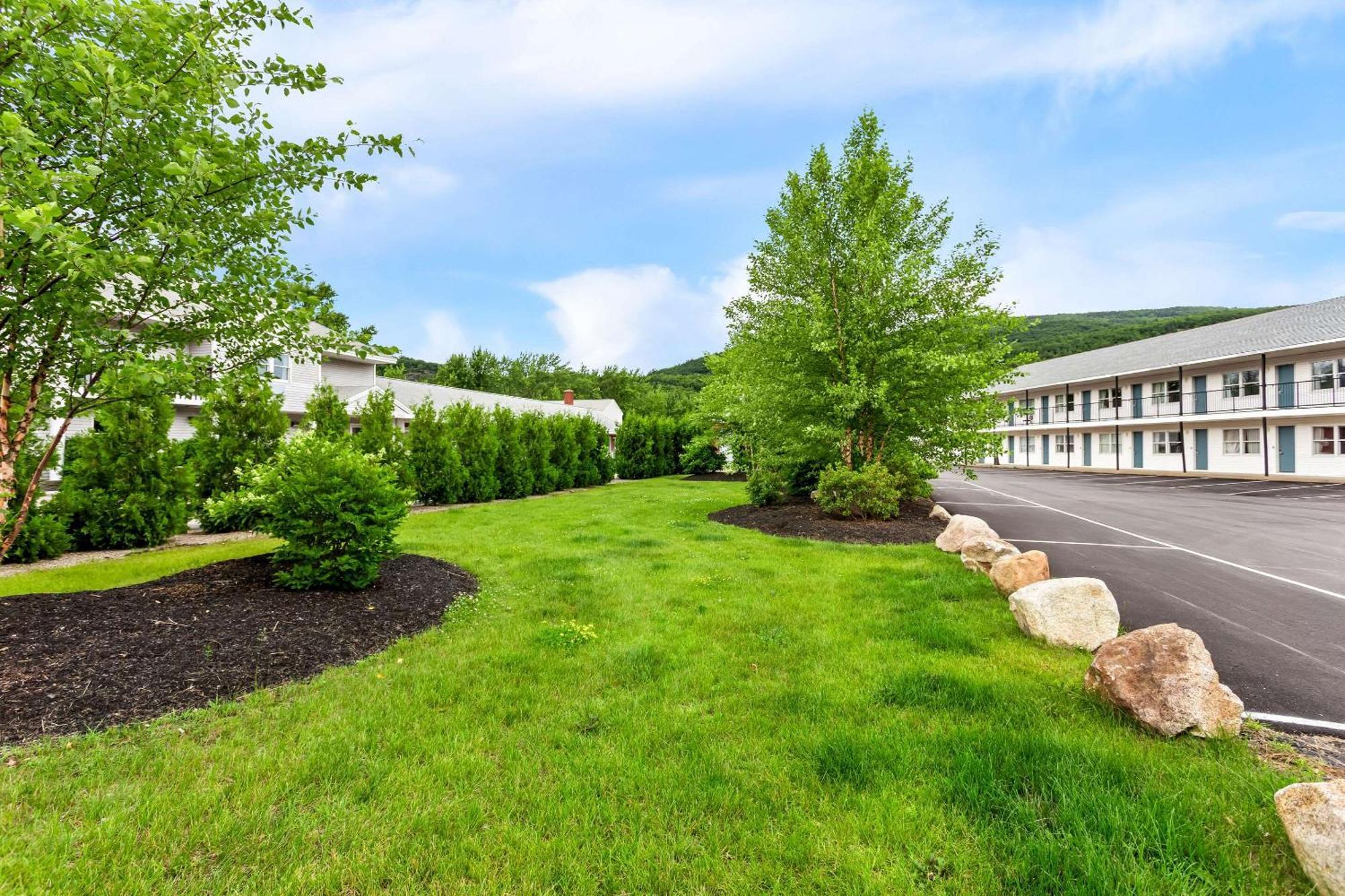 Rodeway Inn Gorham Exteriér fotografie